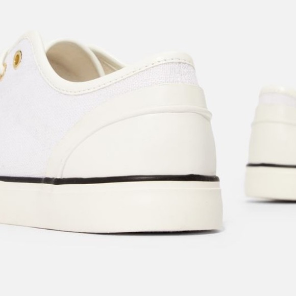 White Flat Sneakers — Size 8.5 - Picture 3 of 5